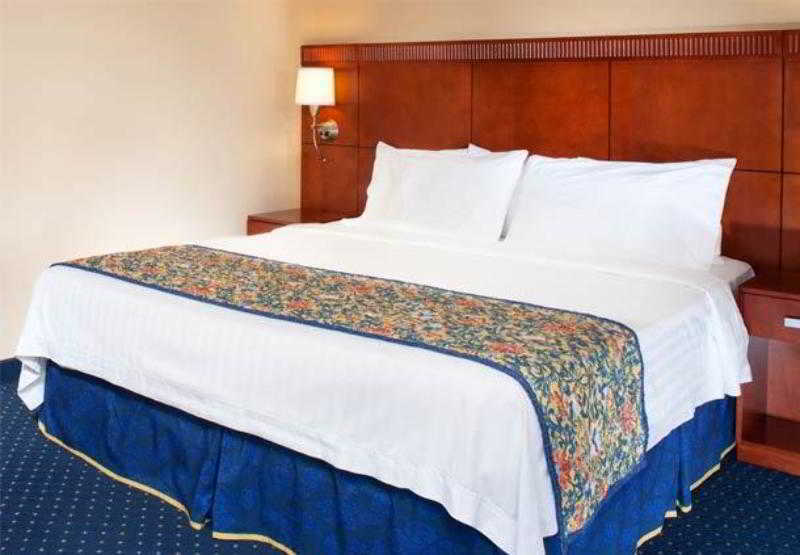 Courtyard By Marriott Cleveland Westlake Exterior foto